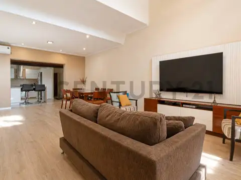 Departamento 4 ambientes con 2 baños