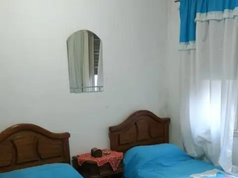 Excelente casa 4 amb con cochera - Villa Ballester