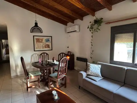 Depto Tipo Casa en Venta con 2 cocheras