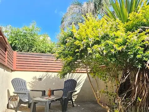 Depto Tipo Casa en Alquiler de 3 ambientes