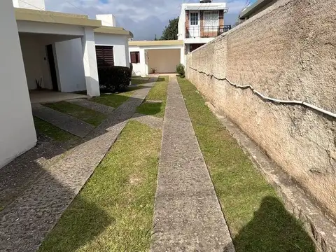 Departamento 2 ambientes con 4 baños