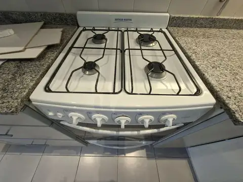 Depto Tipo Casa en Alquiler con 1 cocheras