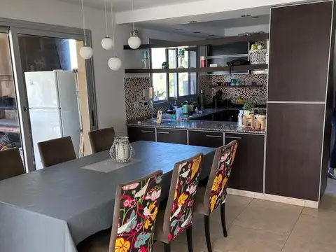 Casa en Alquiler al Norte