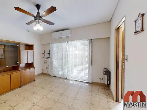 Casa en alquiler en Martínez 4 ambientes baño y toilette patio quincho cerrado y cochera x 2