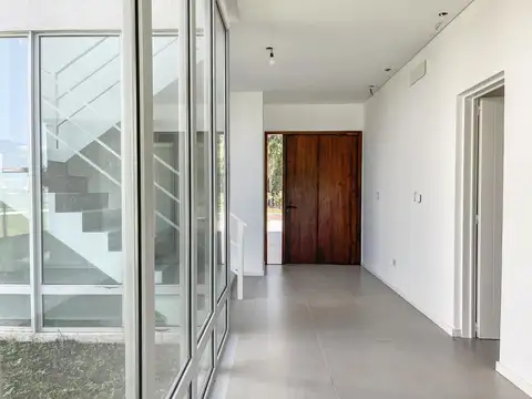 Barrio Náutico San Juan,  al rio, 7 ambientes, Villanueva, Tigre.