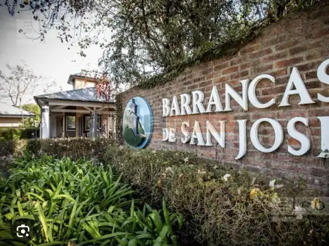 Terreno en Venta en Barrancas de San José, USD 185.000