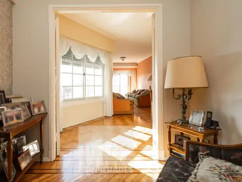 Departamento 4 ambientes con 2 baños