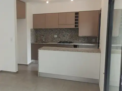 Casa en Alquiler en Manantiales 2, $ 1.200.000