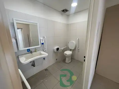 Local en Alquiler en Moreno, $ 2.800.000