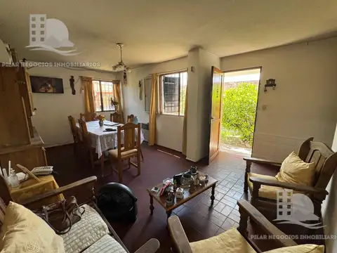 Casa 4 ambientes con 1 baño