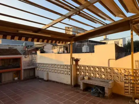 Depto Tipo Casa en Venta de 3 dormitorios