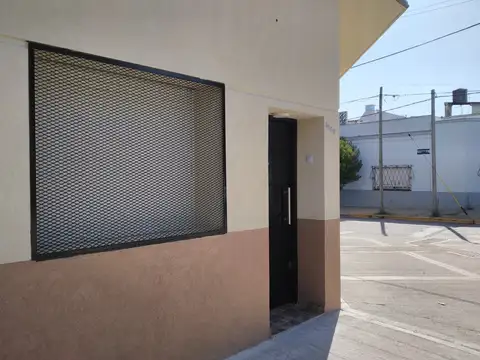 Fernandez 1500, Piso P.B