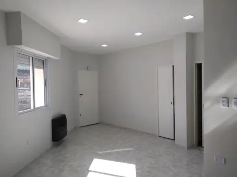 Depto Tipo Casa en Alquiler de 3 ambientes