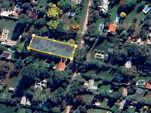 Terreno en Venta 20  mts Frente