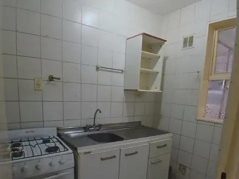 La Rioja 100, Piso 4