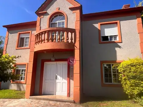 Casa  en Venta en La Delfina, Pilar, G.B.A. Zona Norte