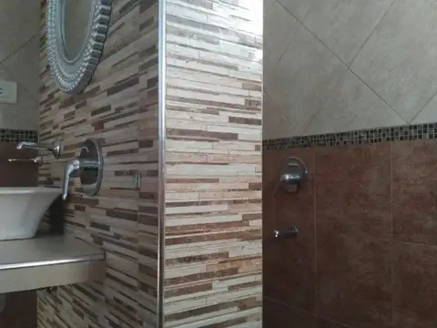 Departamento en Alquiler en Gerli, $ 600.000