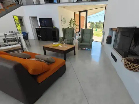 Quinta en Venta en Barrio Cube, USD 297.000