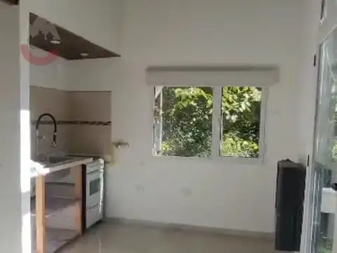 Depto Tipo Casa en Alquiler de 1 dormitorio