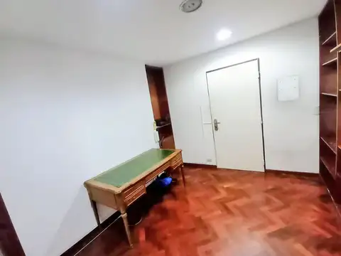 Oficina en Alquiler en Retiro, USD 750