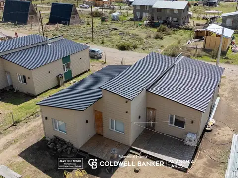 Casa en Venta con 2 cocheras