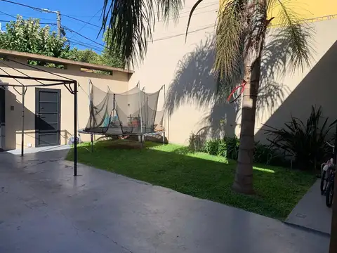 Casa en Venta en Lomas de Zamora, USD 229.900