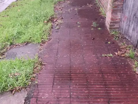 VENTA DE TERRENO EN ESQUINA - B° LA FLORIDA