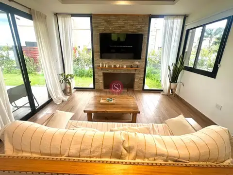 Casa en Venta 1 año