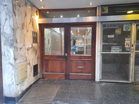 Excelente Departamento 3 AMB. A media cuadra Av. Santa fe. Apto profesional