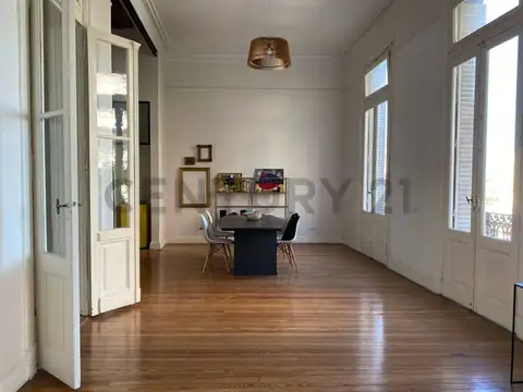 Venta Depto 3 amb - Semipiso minimalista - San Telmo Permuta 50%