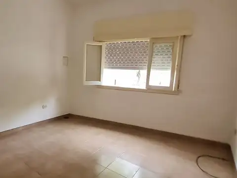 Depto Tipo Casa en Alquiler de 2 ambientes