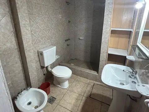 Depto Tipo Casa en Alquiler de 1 dormitorio
