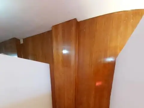 Domingo Faustino Sarmiento 1500, Piso 1