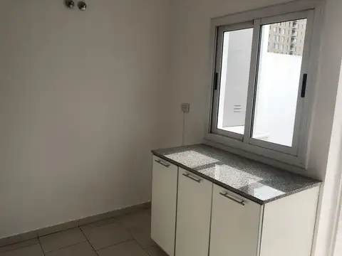 Departamento en Alquiler en General Roca, $ 750.000