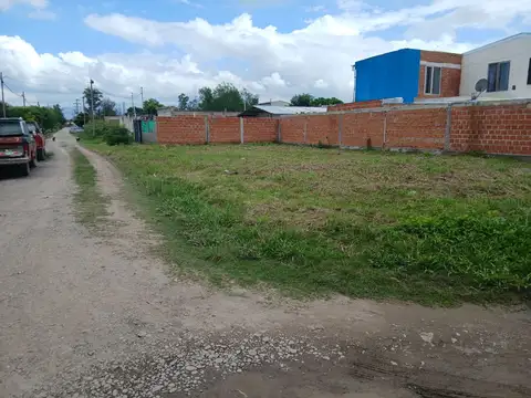 Terreno en Venta en La Isla, USD 15.000