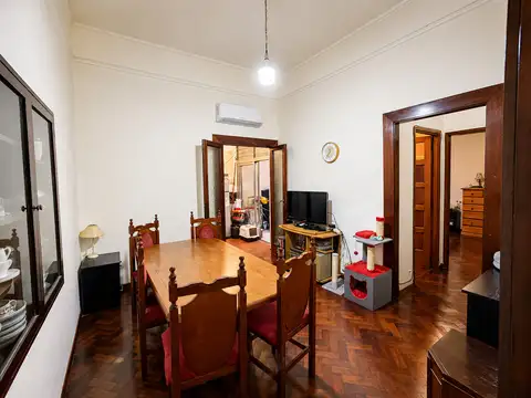Departamento en Venta 2 ambientes con patio y bajas expensas – Barracas