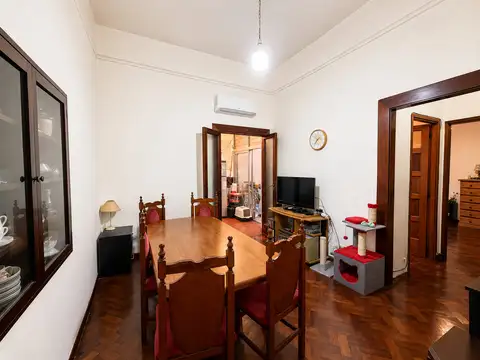 Departamento en Venta 2 ambientes con patio y bajas expensas – Barracas