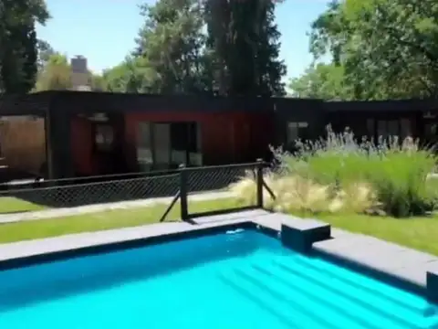 COMPLEJO TURÍSTICO OLIVEROS