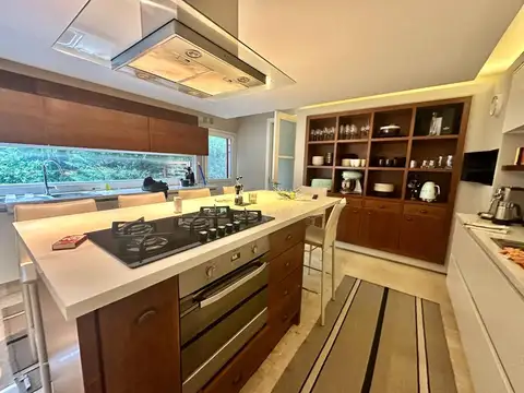 Casa en Venta al Noroeste