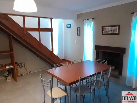 Casa en venta c/ cochera en Mar Azul