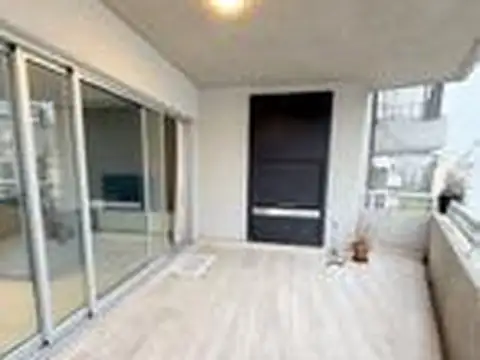 Excelente piso de 4 ambientes con balcon  terraza, parrilla