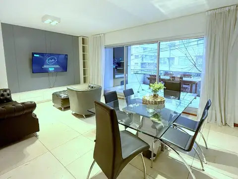 Virrey del Pino  2486 piso 4