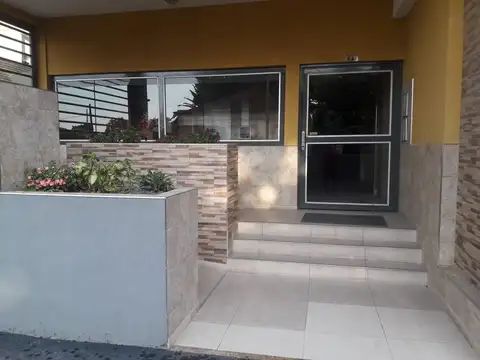 DEPARTAMENTO DE 2 AMBIENTES A ESTRENAR EN VENTA - MORON CENTRO