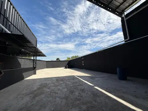 LOCAL SALON ALQUILER GONZALEZ CATAN USOS MULTIPLES