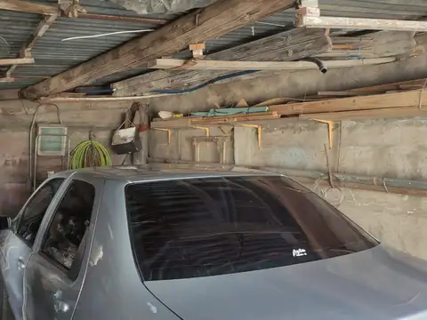 VENDE CASA EN VILLA ITALIA