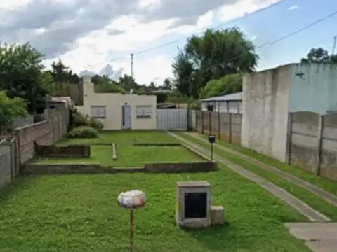 VENDE CASA EN VILLA ITALIA