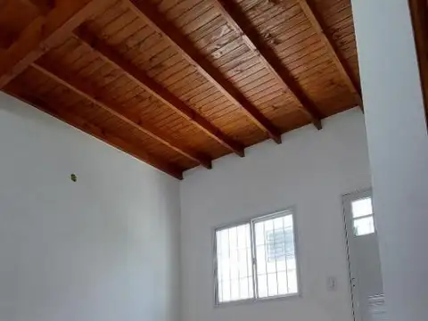 Depto Tipo Casa en Venta de 2 dormitorios