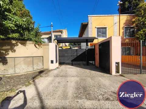 Dúplex en alquiler c/ cochera en San Miguel