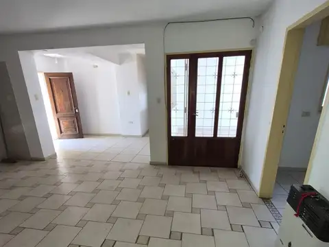Departamento en Alquiler en Alto Verde, $ 550.000