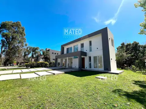 Casa en Venta en La Tradicion, USD 360.000